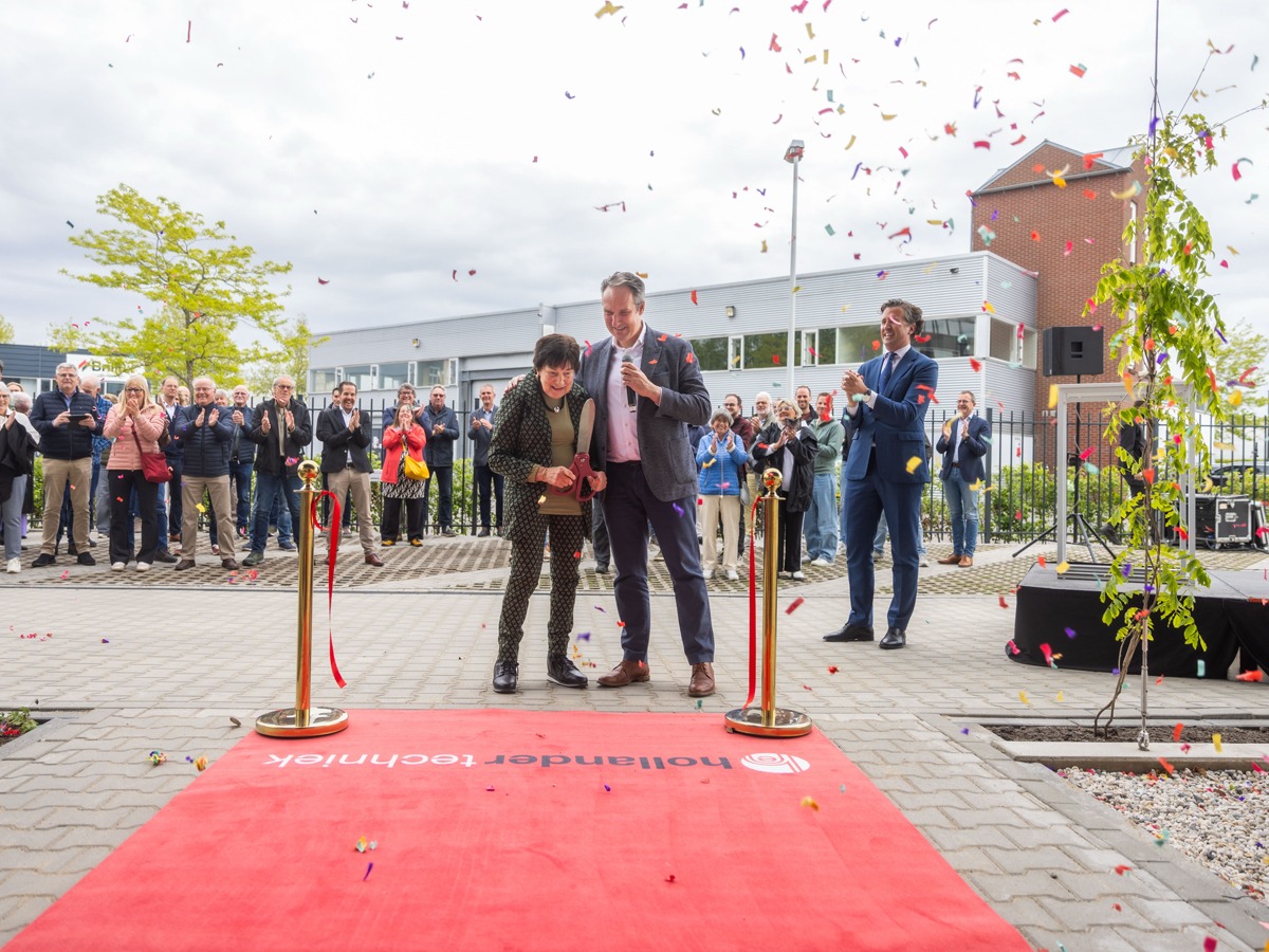 Hollander Techniek opent nieuwbouw in Apeldoorn 1 Openingpand 1